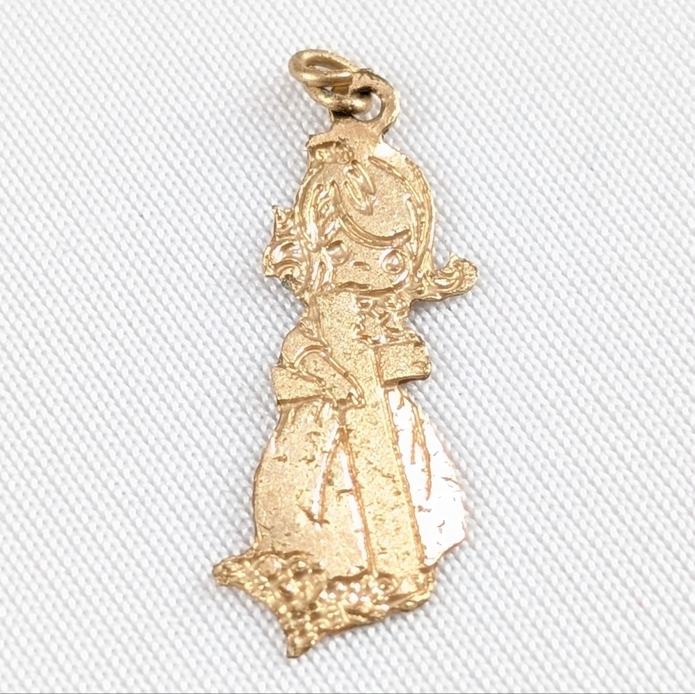 Religious Gold Pendant